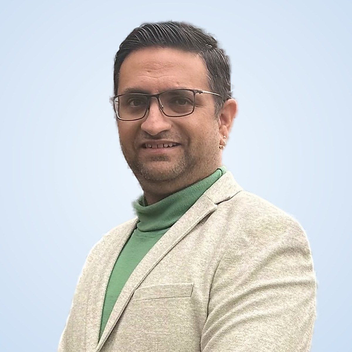 Ishan Dhar